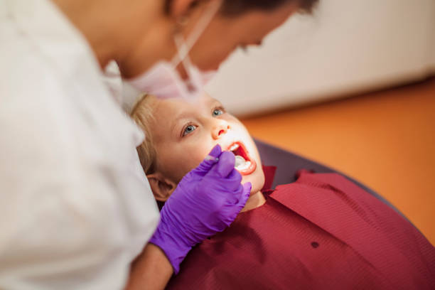 Best Emergency Tooth Extraction in Crest View Heights, NY